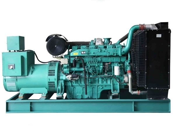 哈密发电机租赁-柴油发电机与汽油发电机的区别
