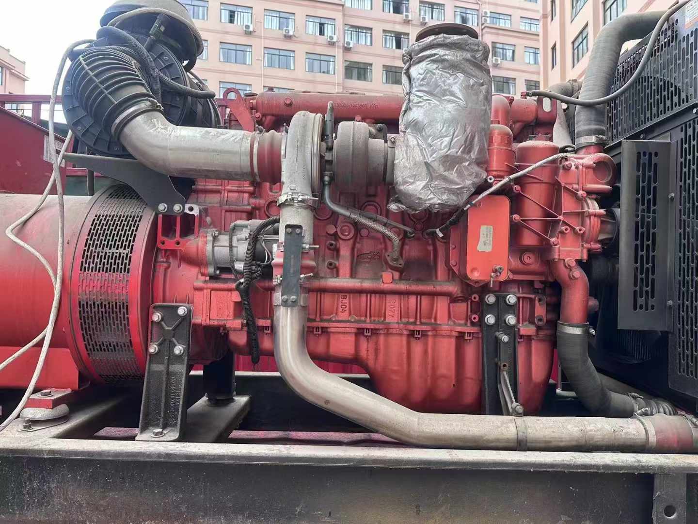 哈密如何选择适合 600kW 柴油发电机组的过载保护器？
